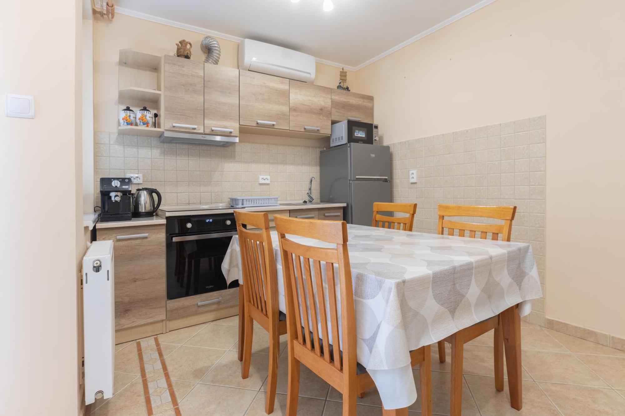 Marta Apartman Hajdúszoboszló Buitenkant foto